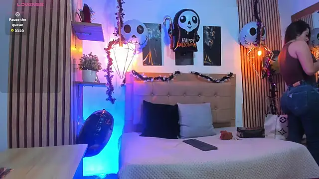  samanthaa foxx online show from 10-21-25, 10:05