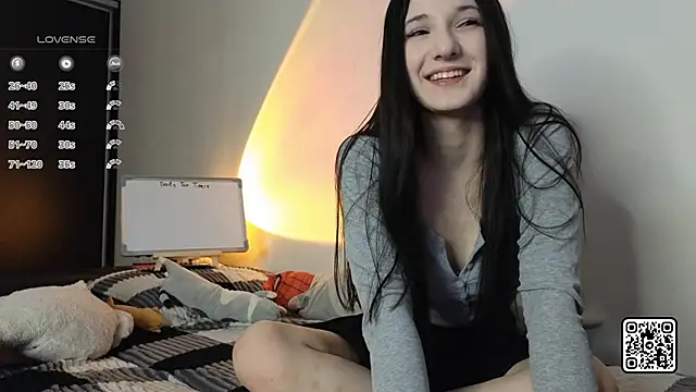 OdelynBagge online show from 11-08-25, 05:01