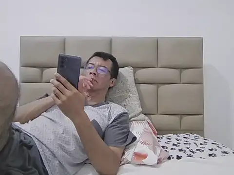 skinnylatino51 online show from 02-14-26, 01:35