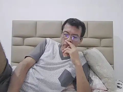 skinnylatino51 online show from 02-20-26, 01:24