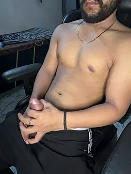 Kartikkartik8595 online show from 07-28-26, 10:53