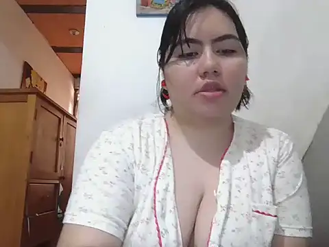 Snapshot of RubyRouge23 chatting on 07-30-26, 04:50 RubyRouge23 online show from 07-30-26, 04:50