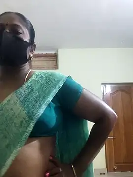 Snapshot of papukurty chatting on 09-16-25, 06:58 papukurty online show from 09-16-25, 06:58