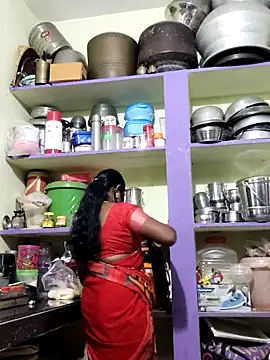 Snapshot of papukurty chatting on 09-20-25, 02:12 papukurty online show from 09-20-25, 02:12