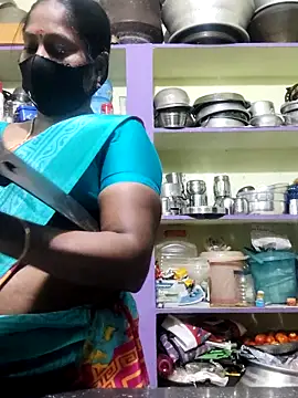 Snapshot of papukurty chatting on 09-25-25, 12:58 papukurty online show from 09-25-25, 12:58