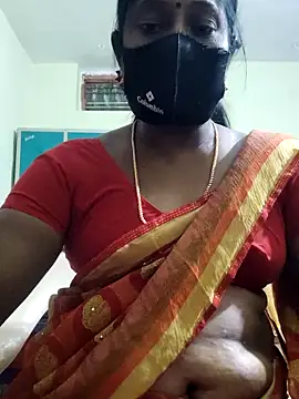 Snapshot of papukurty chatting on 09-26-25, 01:15 papukurty online show from 09-26-25, 01:15