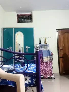 Snapshot of papukurty chatting on 09-30-25, 02:44 papukurty online show from 09-30-25, 02:44