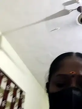 Snapshot of papukurty chatting on 10-05-25, 12:14 papukurty online show from 10-05-25, 12:14