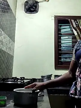 Snapshot of papukurty chatting on 10-06-25, 12:19 papukurty online show from 10-06-25, 12:19