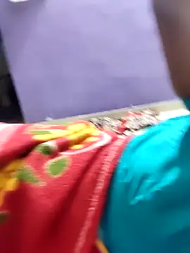 Snapshot of papukurty chatting on 10-15-25, 08:31 papukurty online show from 10-15-25, 08:31