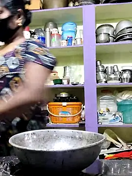 Snapshot of papukurty chatting on 11-14-25, 01:15 papukurty online show from 11-14-25, 01:15