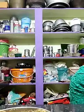 Snapshot of papukurty chatting on 11-19-25, 06:35 papukurty online show from 11-19-25, 06:35