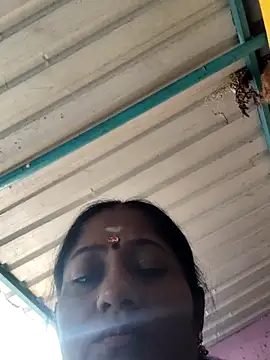 Snapshot of papukurty chatting on 11-20-25, 06:46 papukurty online show from 11-20-25, 06:46