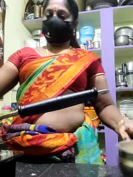 Snapshot of papukurty chatting on 11-28-25, 03:47 papukurty online show from 11-28-25, 03:47