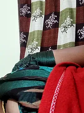 Snapshot of papukurty chatting on 12-13-25, 07:53 papukurty online show from 12-13-25, 07:53