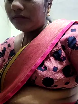 Snapshot of papukurty chatting on 12-14-25, 09:14 papukurty online show from 12-14-25, 09:14