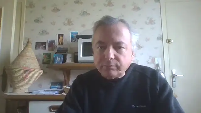 Snapshot of gegevincent chatting on 04-21-26, 10:54 gegevincent online show from 04-21-26, 10:54
