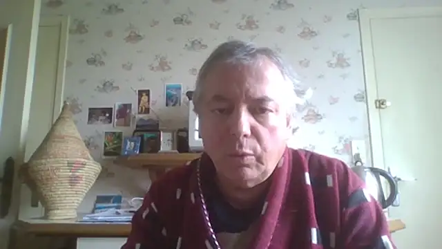 Snapshot of gegevincent chatting on 05-05-26, 11:18 gegevincent online show from 05-05-26, 11:18