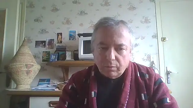 Snapshot of gegevincent chatting on 05-06-26, 11:26 gegevincent online show from 05-06-26, 11:26