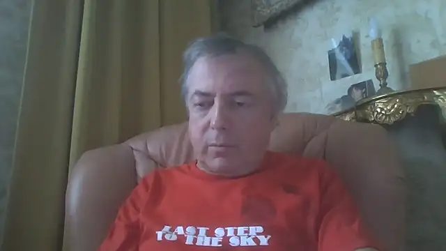 Snapshot of gegevincent chatting on 05-20-26, 02:34 gegevincent online show from 05-20-26, 02:34