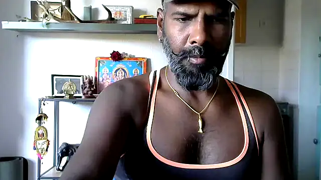 Snapshot of frenchblackc31 chatting on 09-22-25, 08:49 frenchblackc31 online show from 09-22-25, 08:49