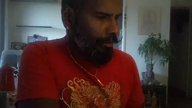 Snapshot of frenchblackc31 chatting on 11-01-25, 03:47 frenchblackc31 online show from 11-01-25, 03:47