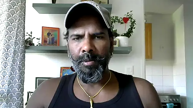 frenchblackc31 online show from 05-25-26, 02:23