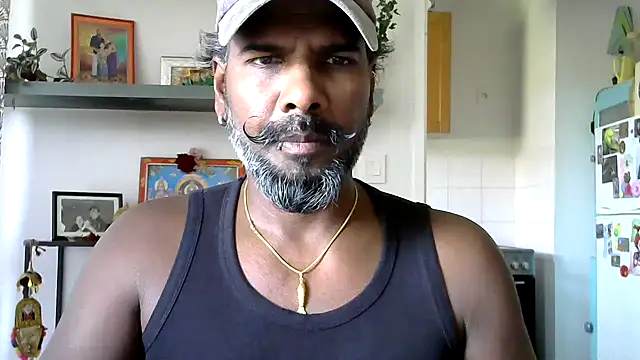 frenchblackc31 online show from 05-28-26, 01:41