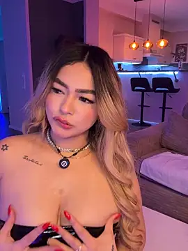 Snapshot of OriannaFox chatting on 02-10-26, 06:12 OriannaFox online show from 02-10-26, 06:12