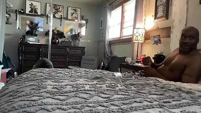 Snapshot of sexyred77713 chatting on 03-06-26, 07:10 sexyred77713 online show from 03-06-26, 07:10