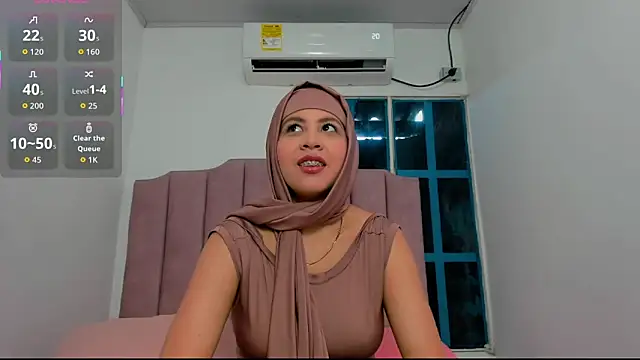 Snapshot of cala_borhan chatting on 10-04-25, 07:12 cala borhan online show from 10-04-25, 07:12