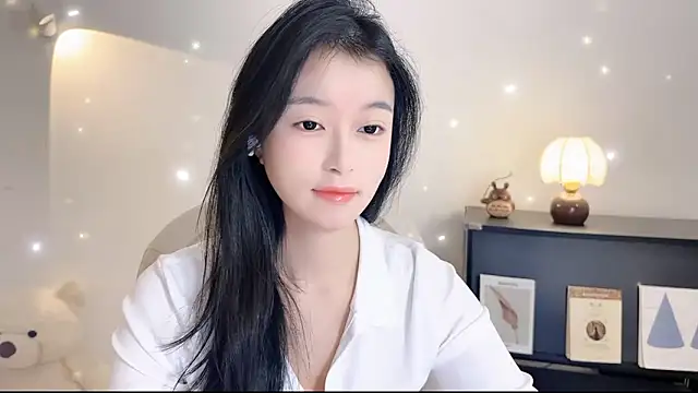 Onechestnut online show from 11-05-25, 06:13