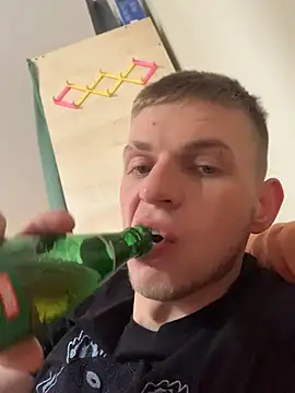 macho1347 online show from 03-10-26, 01:49