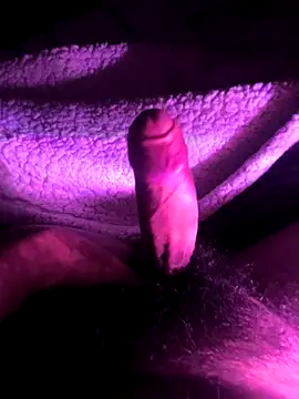 Snapshot of mc-clousky chatting on 09-10-25, 06:35 mc-clousky online show from 09-10-25, 06:35