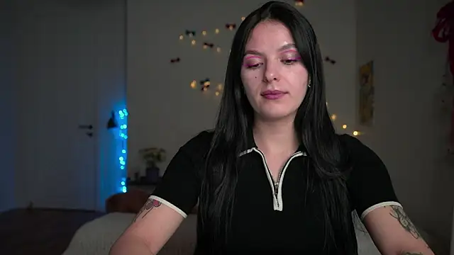 EwelynScott online show from 01-14-26, 10:03