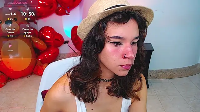 miascarlet 16 online show from 10-04-25, 01:42