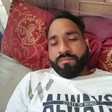 Snapshot of Garammandi011 chatting on 03-17-26, 05:55 Garammandi011 online show from 03-17-26, 05:55