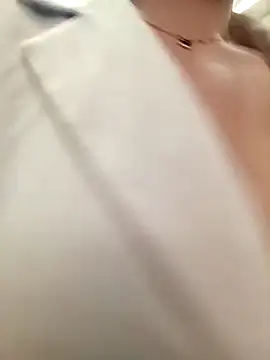 Snapshot of Lambedora_69 chatting on 11-01-25, 08:11 Lambedora 69 online show from 11-01-25, 08:11