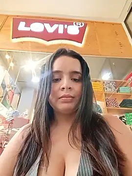 Snapshot of Lambedora_69 chatting on 11-18-25, 07:40 Lambedora 69 online show from 11-18-25, 07:40