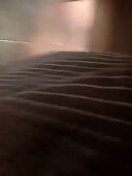 Snapshot of Lambedora_69 chatting on 12-15-25, 09:19 Lambedora 69 online show from 12-15-25, 09:19