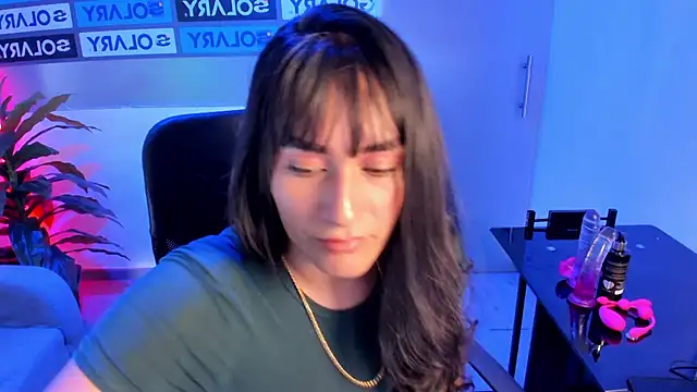 Snapshot of Dhaniela_Naugthy chatting on 09-30-25, 07:41 Dhaniela Naugthy online show from 09-30-25, 07:41