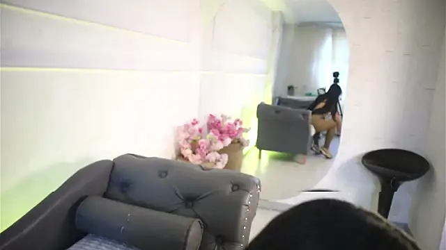 Snapshot of charlotterusso chatting on 06-23-26, 12:36 charlotterusso online show from 06-23-26, 12:36