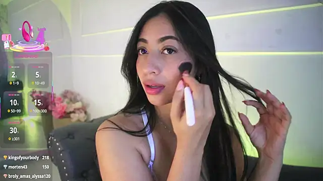 Snapshot of charlotterusso chatting on 07-29-26, 12:36 charlotterusso online show from 07-29-26, 12:36