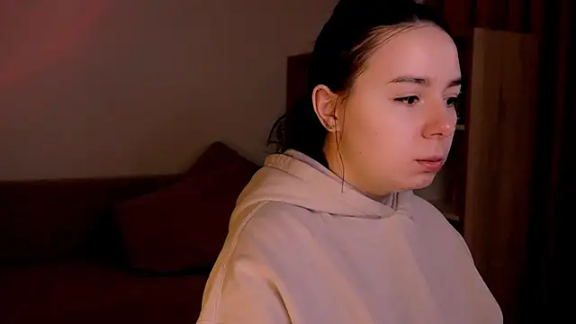 Di na Bell online show from 11-27-25, 06:37