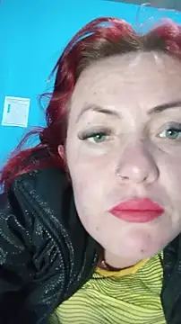 Snapshot of carolinhe_ chatting on 12-03-25, 04:20 carolinhe online show from 12-03-25, 04:20