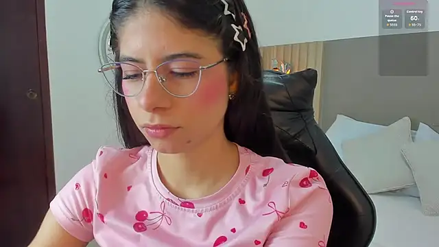 carlina 15 online show from 04-04-26, 12:35