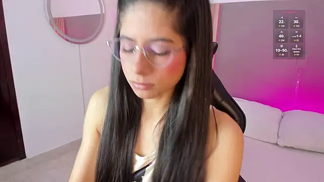 carlina 15 online show from 05-27-26, 12:24