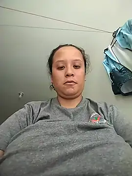 Snapshot of You-sexy-starr chatting on 06-13-26, 02:26 You-sexy-starr online show from 06-13-26, 02:26