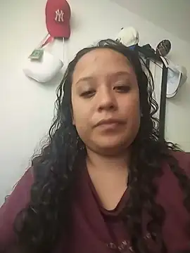 Snapshot of You-sexy-starr chatting on 07-09-26, 04:33 You-sexy-starr online show from 07-09-26, 04:33