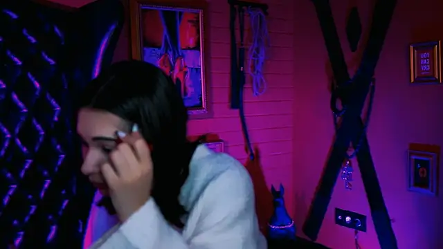 Snapshot of KimClarks_ chatting on 10-15-25, 10:15 KimClarks  online show from 10-15-25, 10:15